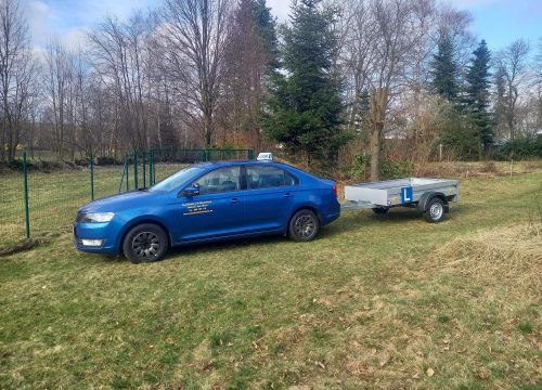 škoda rapid s vozíkem - autoškola jablonec, autoškola macháček, autoškola jiří macháček